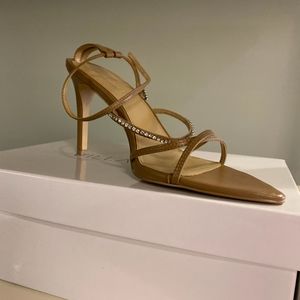 NIB Villa Rouge brown heels